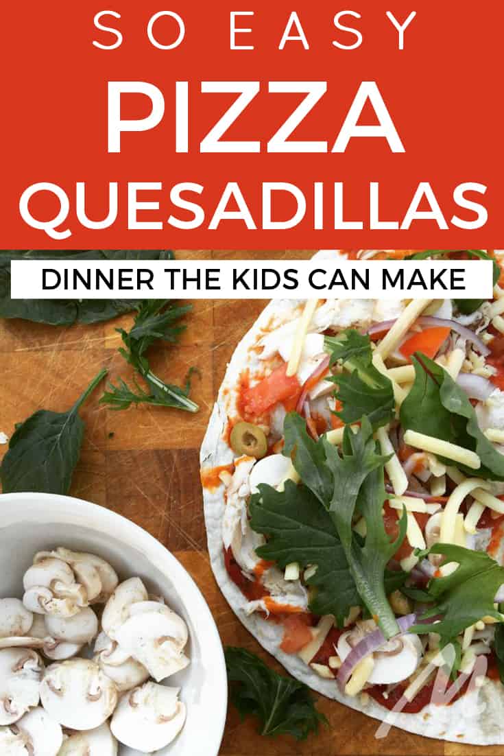 Pizza quesadillas - the easy dinner the kids can make #pizza #quesadilla #pizzaquesadilla #dinner #recipe #familydinner #kidfriendly
