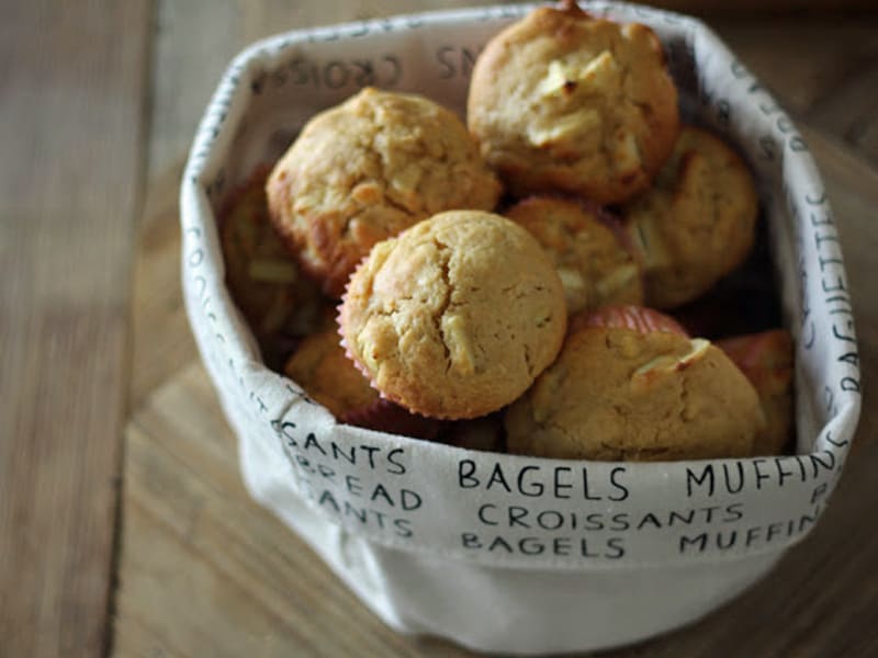 Easy apple muffins - perfect for the lunchbox