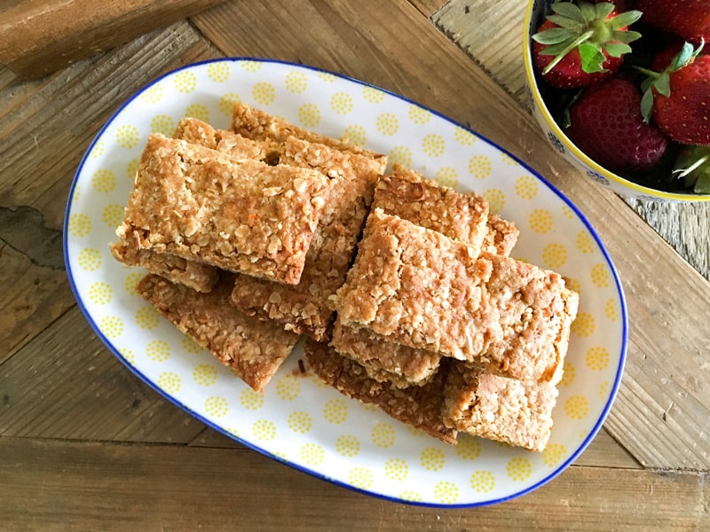 Anzac Slice - yummy Anzac Biscuits in a slice