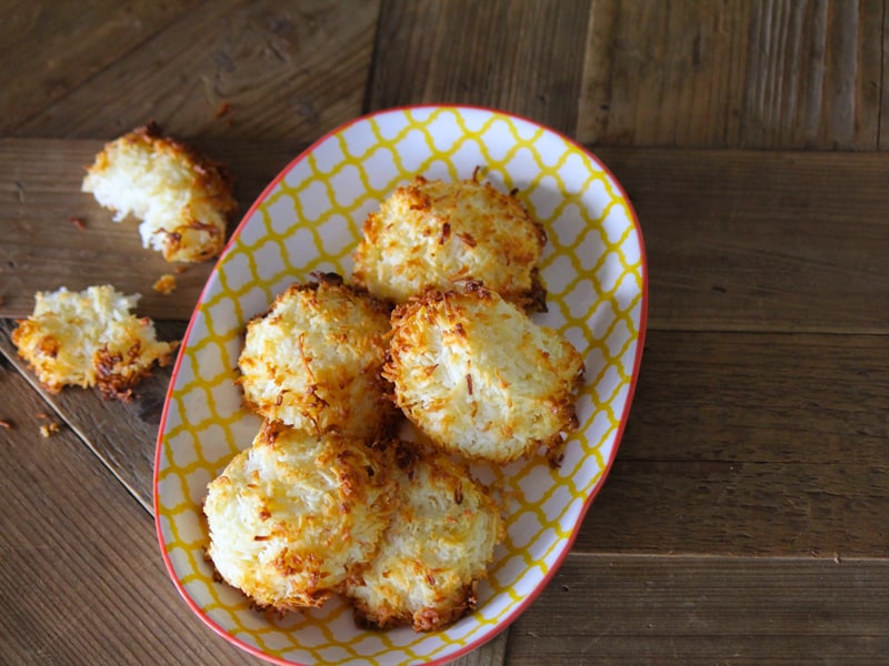 Cheat's coconut macaroons to make you swoon