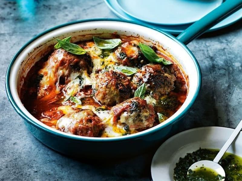 Tray bakes to save you time: Meatballs
