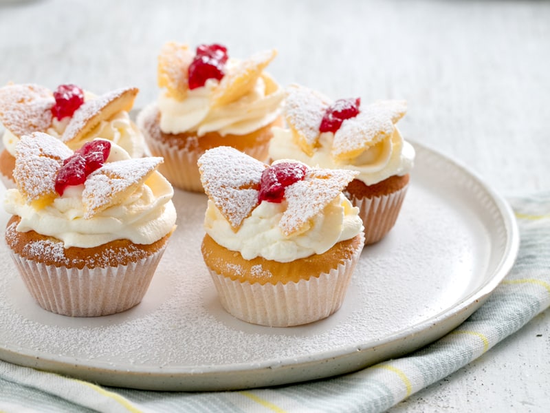 Festive blossoms cupcakes recipe from Crown Street Celebrates