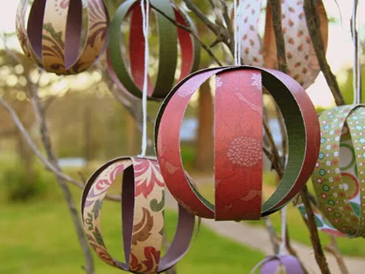 DIY paper Christmas baubles to make for friends