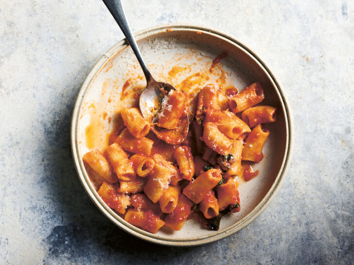 Easy-breezy weeknight pasta: Rigatoni pomodoro